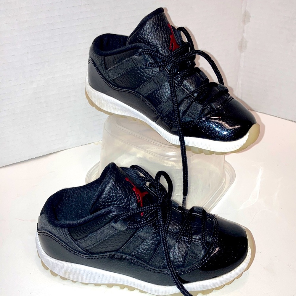 AIR JORDAN Kids 11 Retro Low